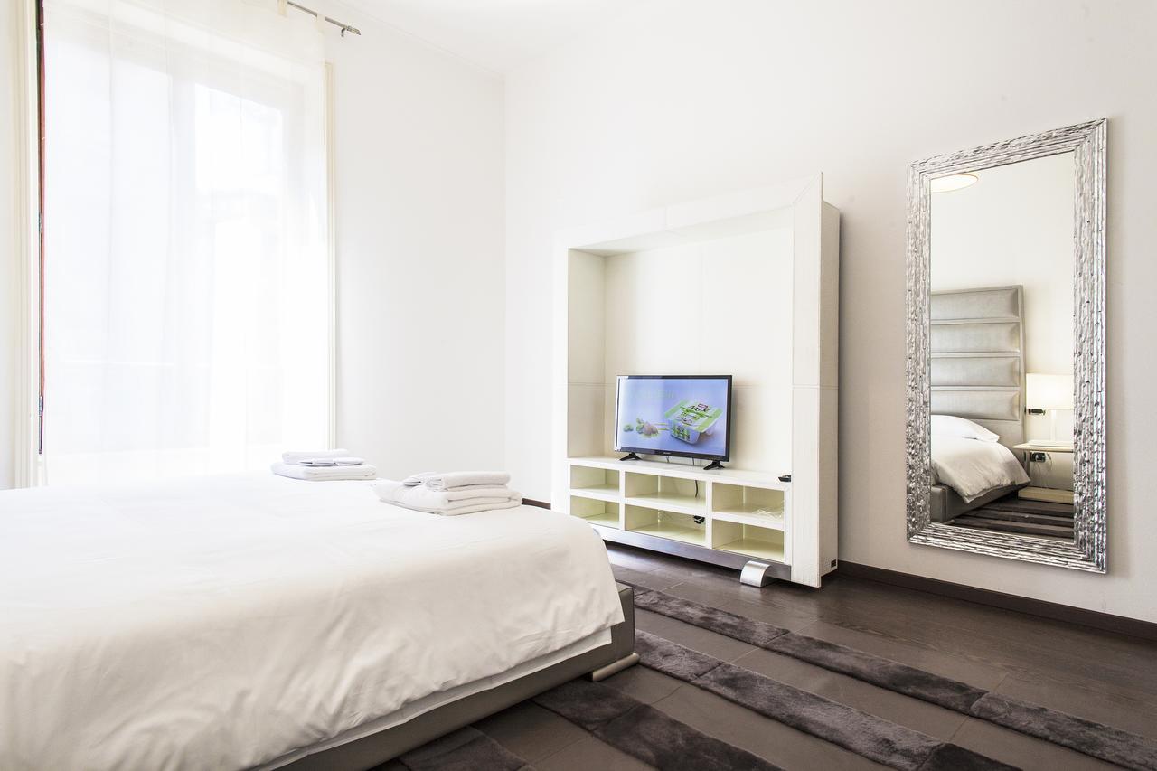 Hemeras Boutique Homes - Design Apartments In Milan Center Bagian luar foto