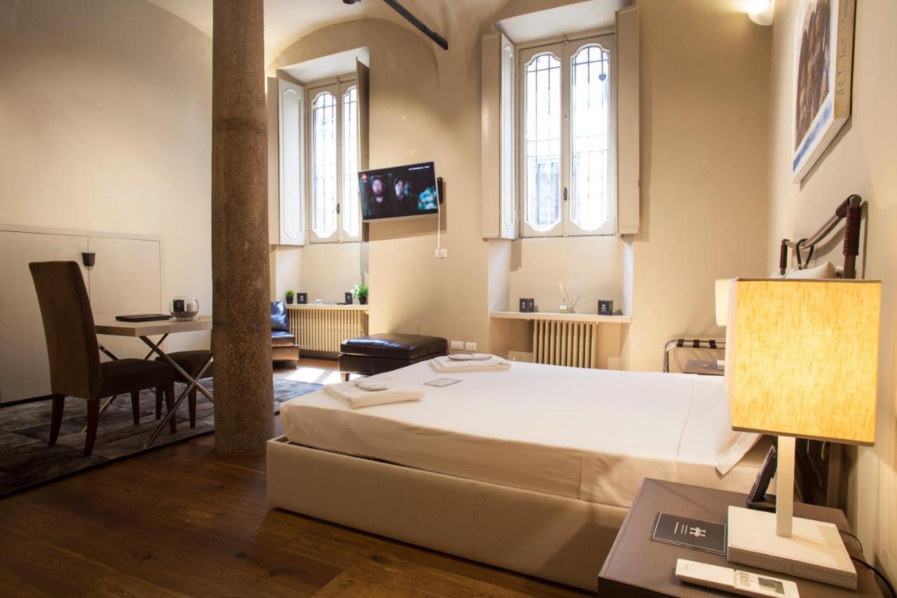 Hemeras Boutique Homes - Design Apartments In Milan Center Bagian luar foto