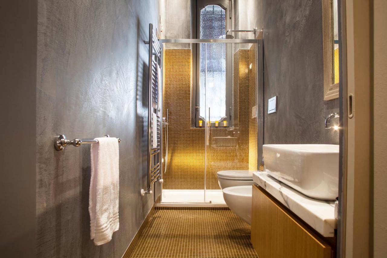 Hemeras Boutique Homes - Design Apartments In Milan Center Bagian luar foto