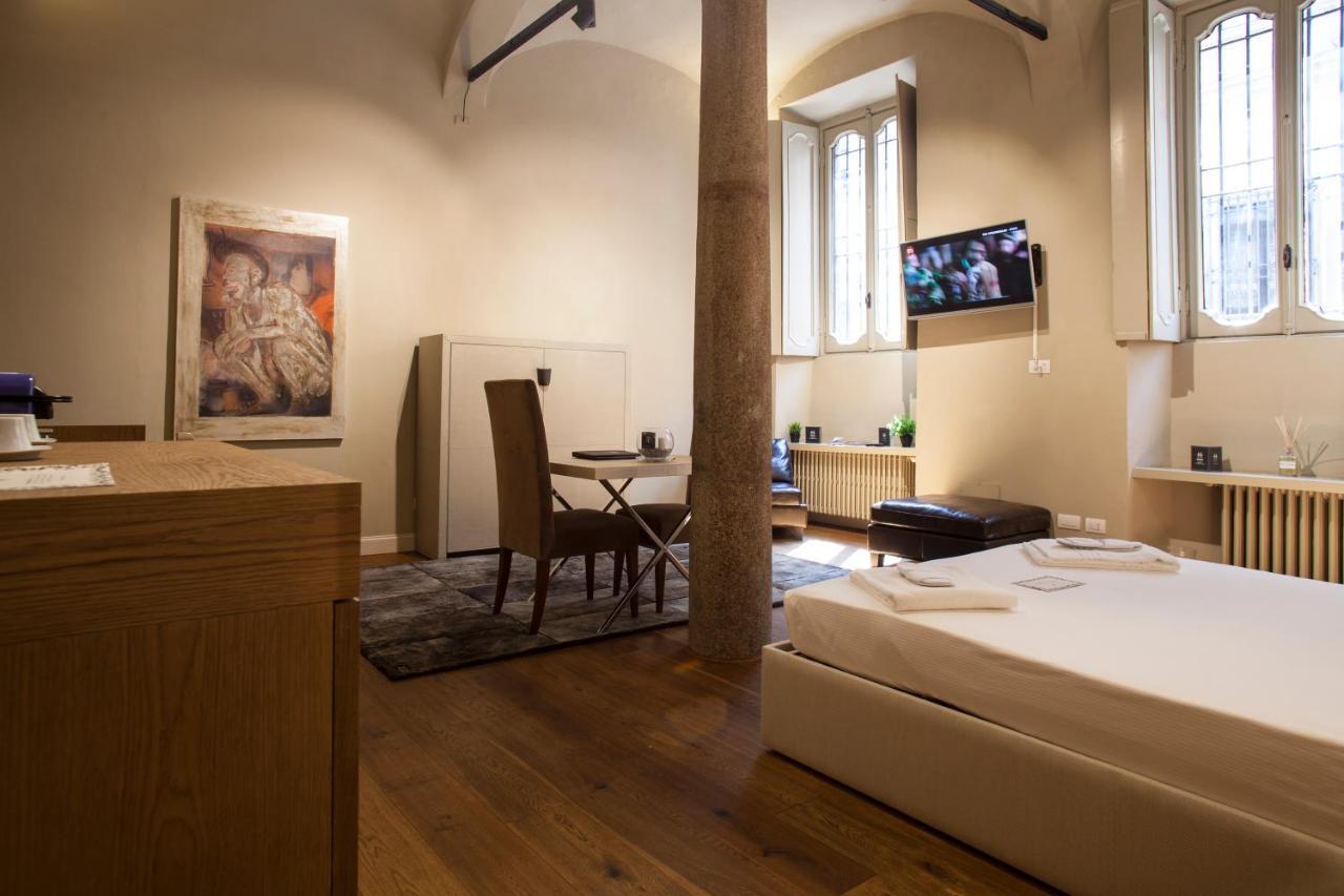 Hemeras Boutique Homes - Design Apartments In Milan Center Bagian luar foto